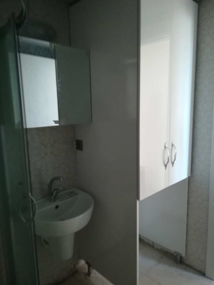 Banyo Dolabı